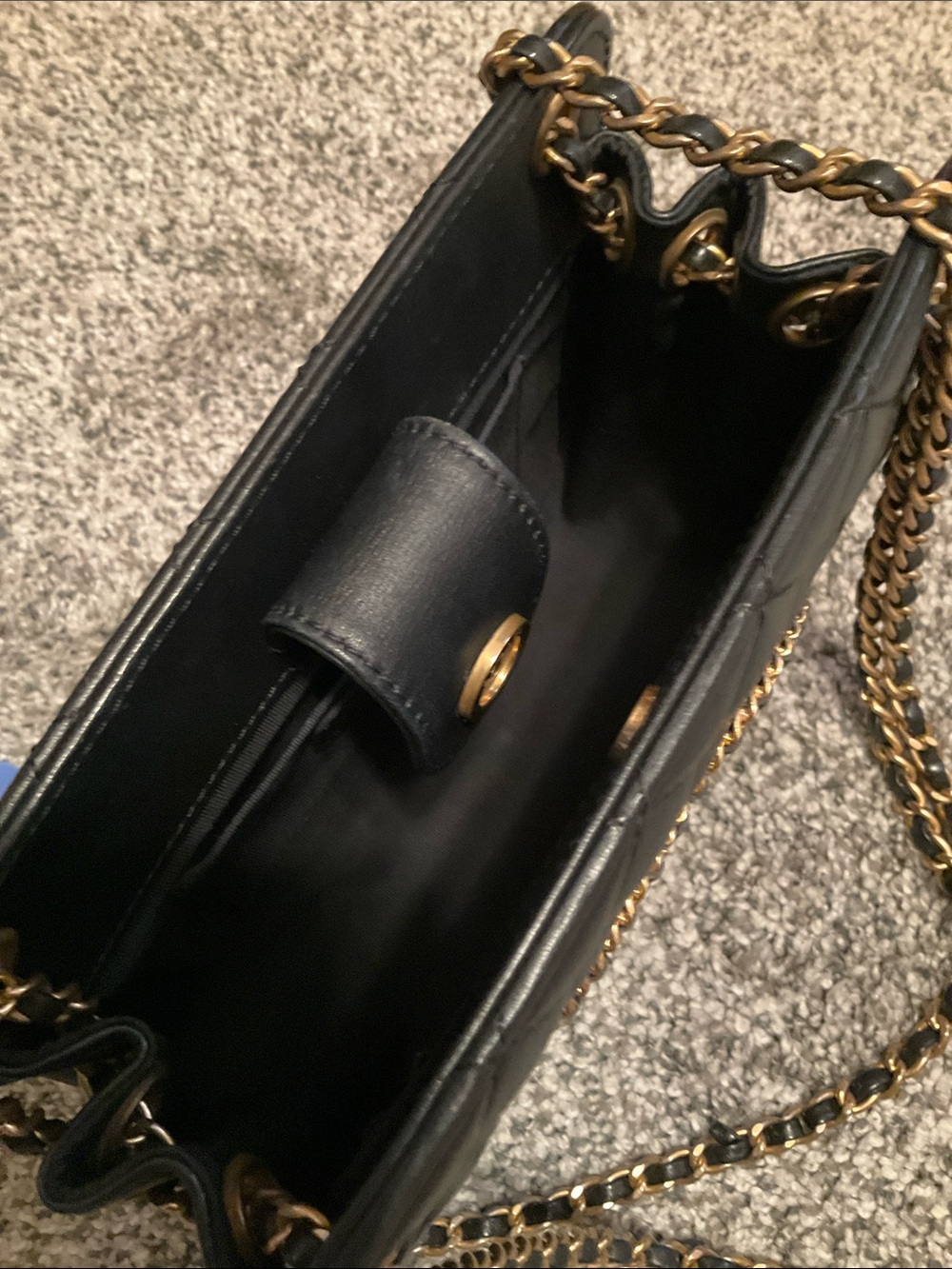 CHANEL Black Quilted Lambskin Crossbody with Gold Chain CC - Picture 6 of 9